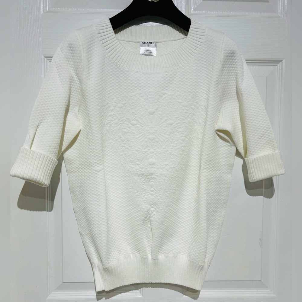 New  Chanel White 3/4 Sleeve Sweater